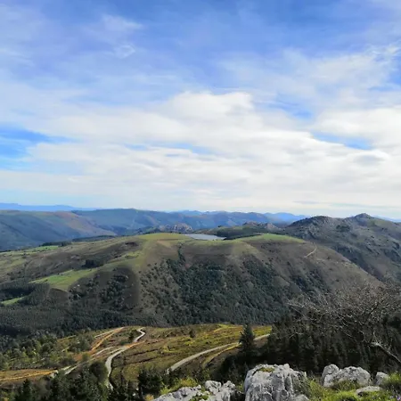 La De Ojebar Nordica ゲストハウス Rasines