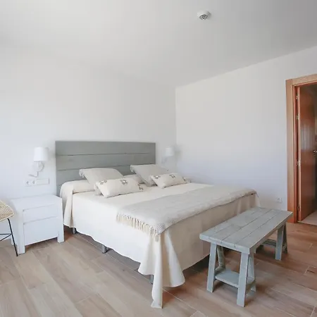 La De Ojebar Nordica Πανσιόν