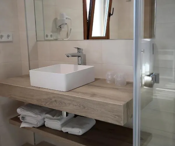 La De Ojebar Nordica Guest house Rasines